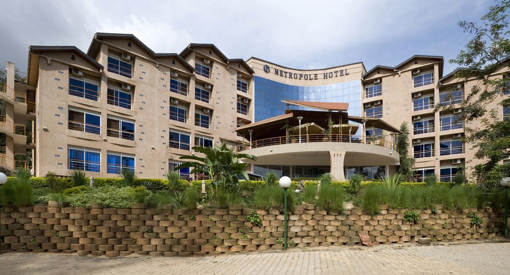 Metropole Hotel Kampala Extérieur photo