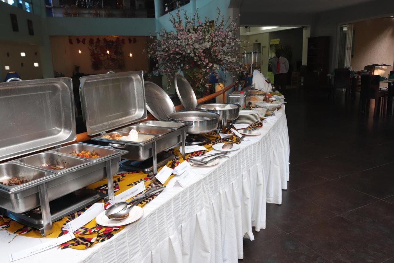 Metropole Hotel Kampala Extérieur photo